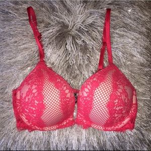 Victoria’s Secret Bombshell Bra